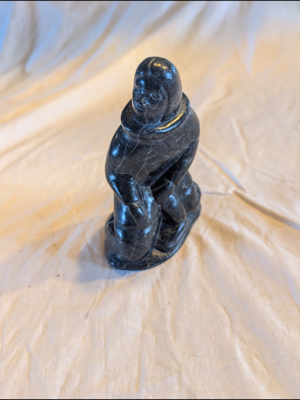 2/100$ Vintage Black Stone Native Figurine Sculpture Signed